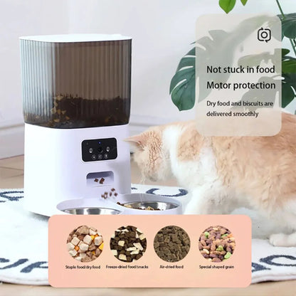Automatic feeder for cats and dogs with HD camera and voice recording